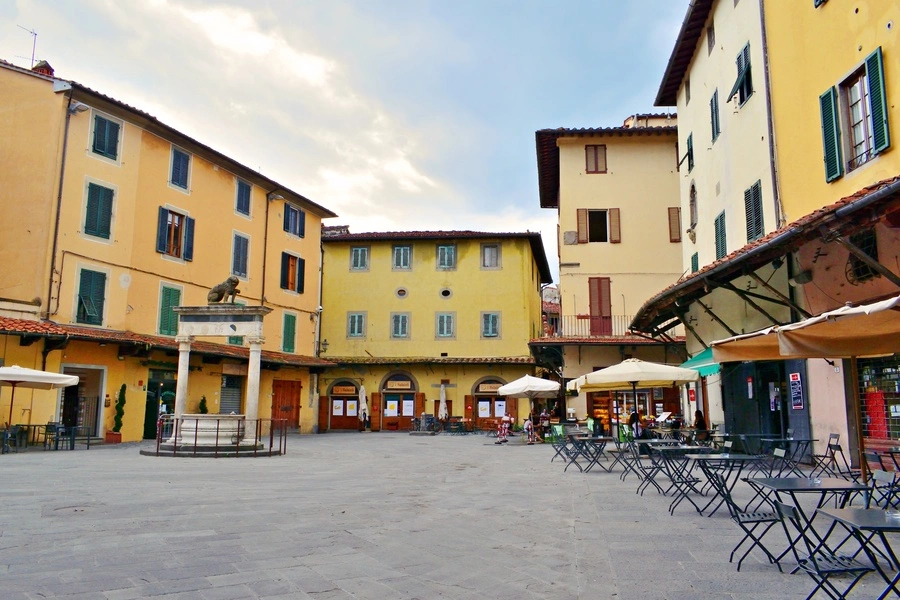 Pistoia 5 Scoperte Imperdibili 3 Piazza della Sala